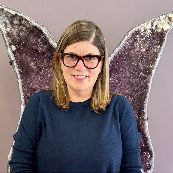 Meet your Posher! - Picture 3 of 14